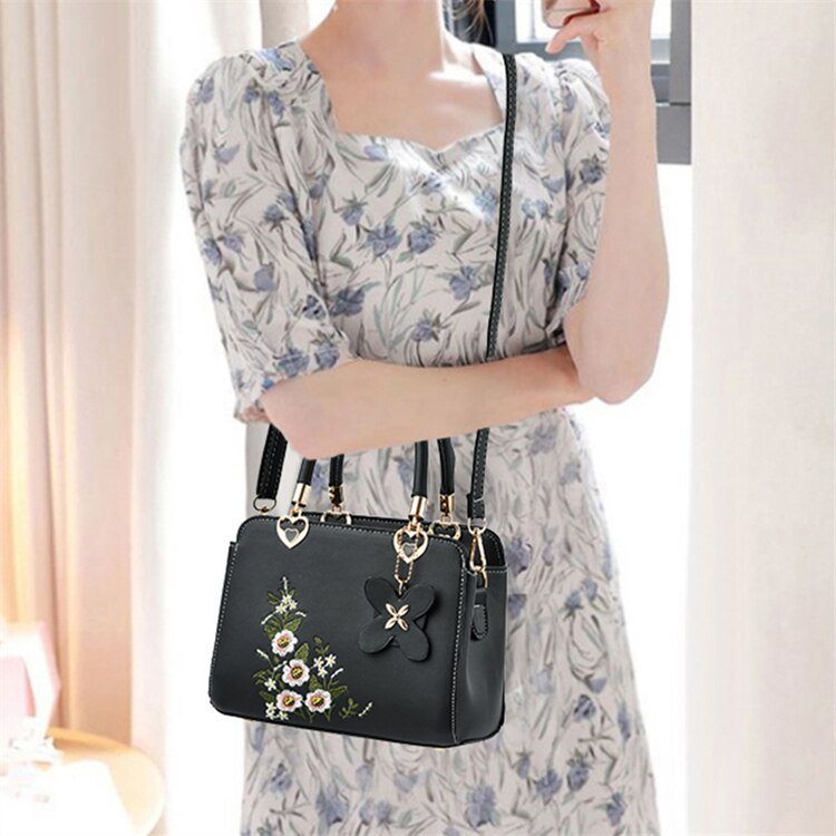 Bolsa Feminina Pétala – Beleza Natural em Movimento
